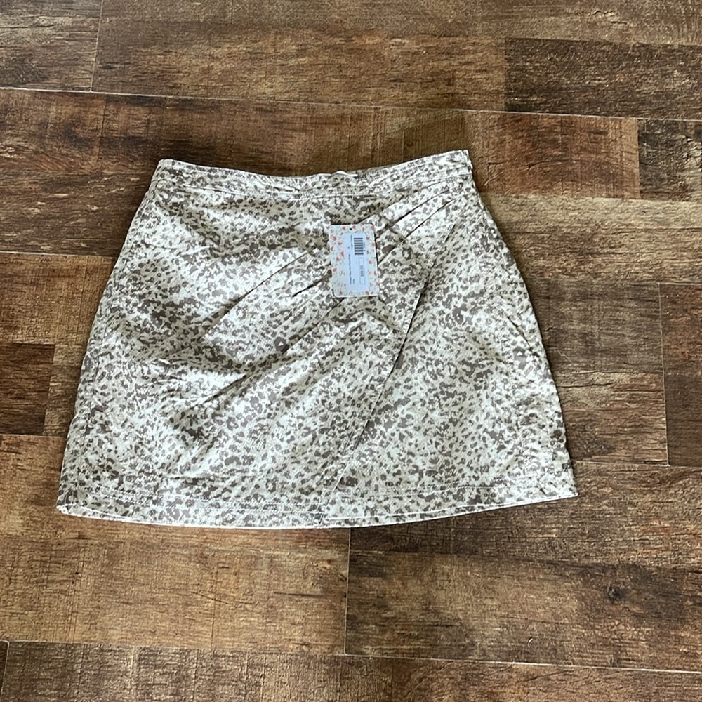 Free People Printed Fake Out Faux Wrap Skirt NWT - Picture 6 of 12